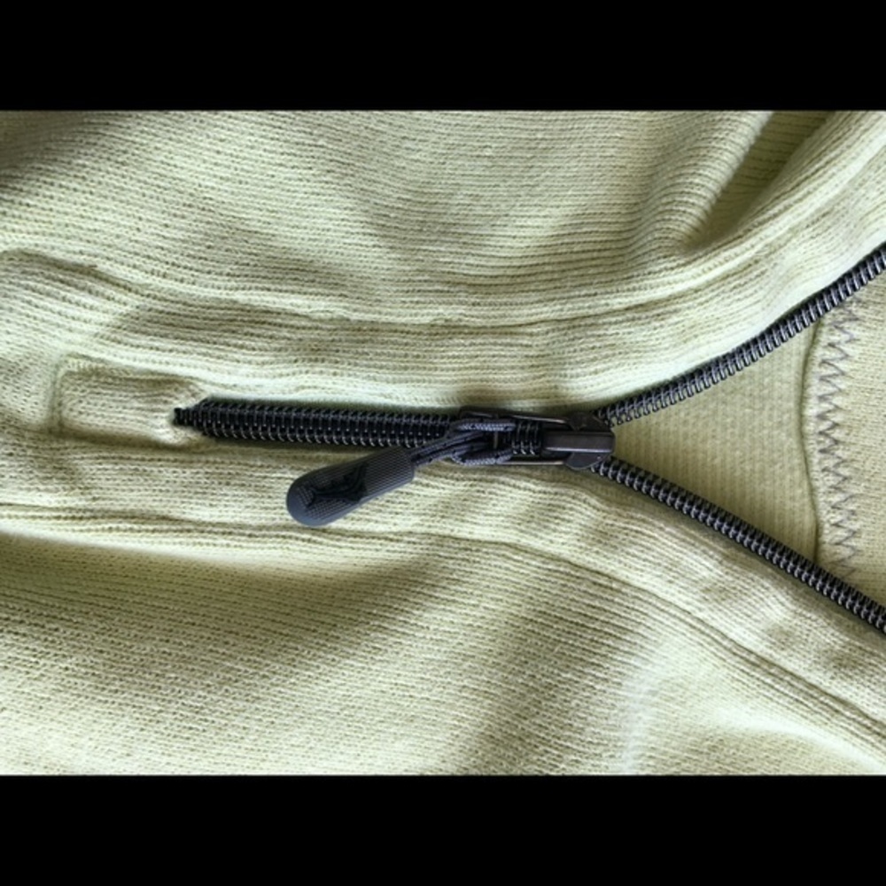 TOMMY BAHAMA HALF ZIP PULLOVER - Picture 6 of 11